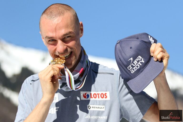 PiotrZyla goldmedal2021Oberstdorf fotJuliaPiatkowska 768x511 - FOTORELACJE
