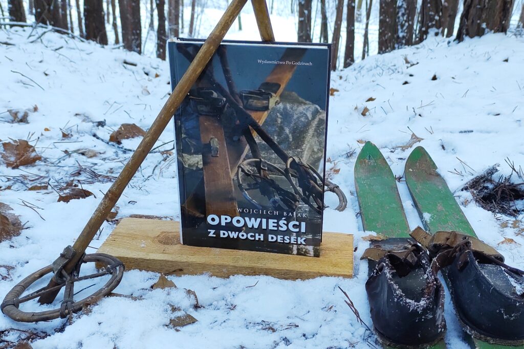 Read more about the article „Opowieści z dwóch desek”. Podróż w niezwykłe czasy szaleńczej, narciarskiej brawury. POLECAMY!