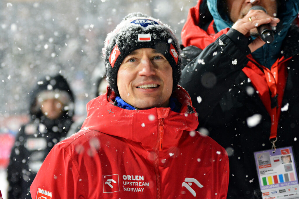 Read more about the article Kamil Stoch żegnał się ze łzami w oczach: „To zostanie ze mną do końca życia”
