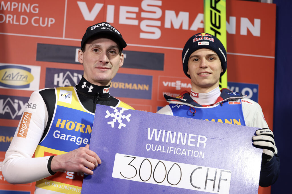 Read more about the article PŚ Oslo: Domen Prevc i Stephan Embacher najlepsi w kwalifikacjach, Kamil Stoch poza konkursem!